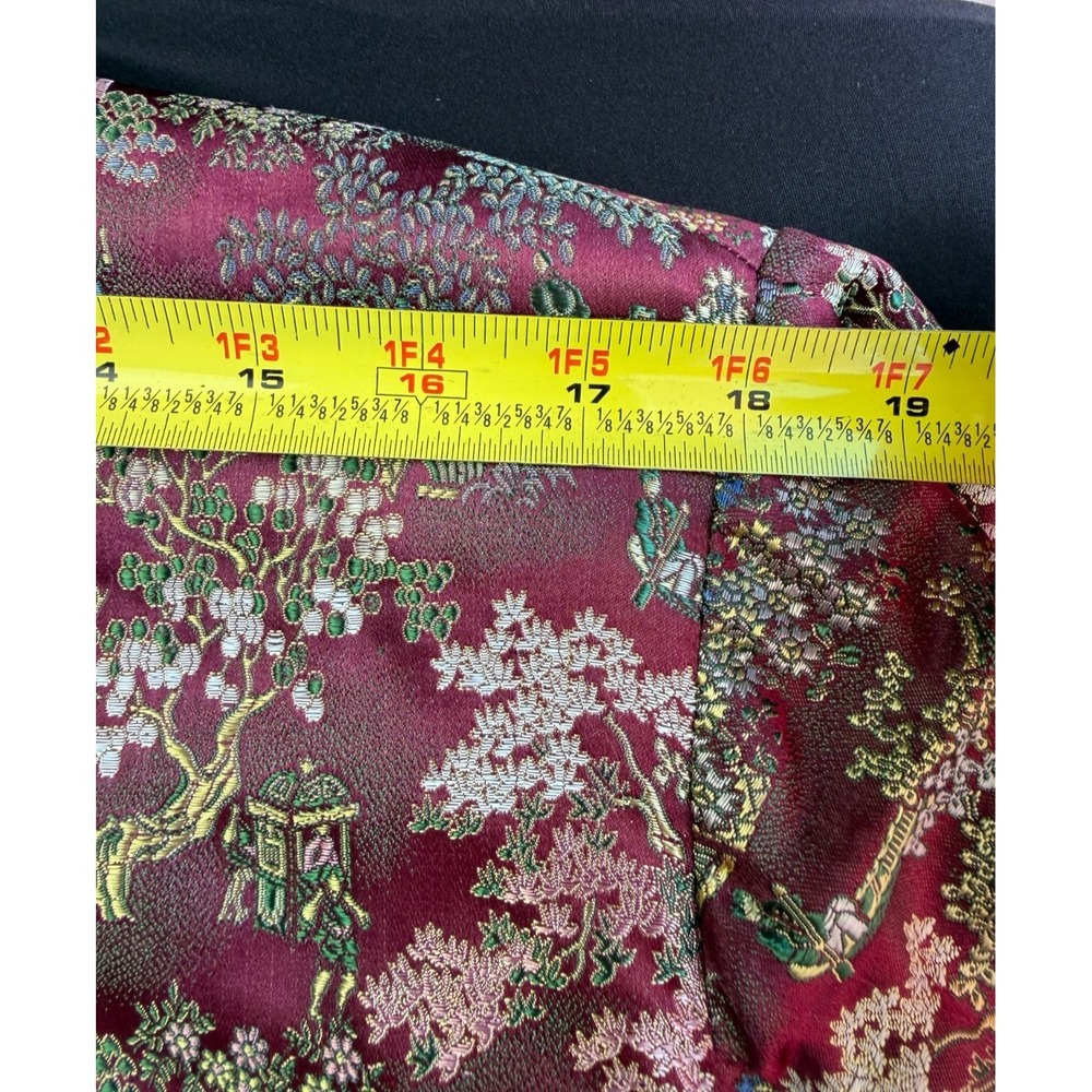 Vintage Ying Tai Co Smoking Jacket Purple Silk Brocade Village Scenes 46 B 1940s - Picture 11 of 16